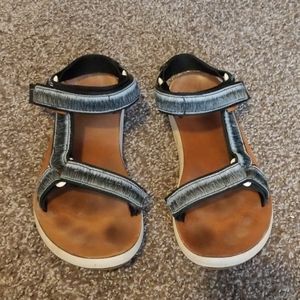Women's Tevas
